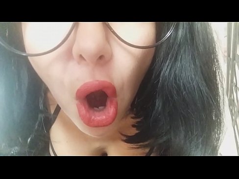 ❤️ מותק, אמך החורגת לא מרשה לך ללכת לבית הספר היום... אני צריך אותך יותר מדי... ️❌ סרטון מזוין ב-iw.porn-milf300.ru ☑